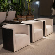 Fauteuil contemporain / en tissu / en cuir...