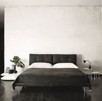 Lit double / contemporain / tapissé / avec...