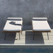 Bain de soleil contemporain / en iroko /...