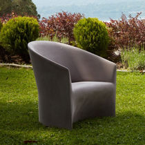 Fauteuil contemporain / en tissu / en pin...