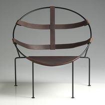 Fauteuil design original / en cuir