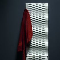 Patère contemporaine / en chrome / individuelle...