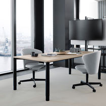 Bureau de direction / sur pied / individuel...