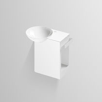 Vasque suspendue / en acier vitrifié / avec...