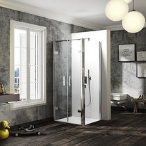 Paroi de douche battante / d'angle