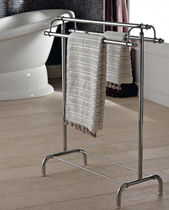 Porte-serviettes 3 barres / sur pied / en...