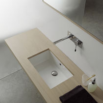Vasque sous plan / en céramique / sans trou...