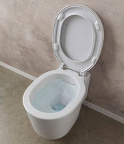 WC suspendu / en céramique / résidentiel...