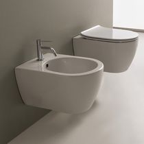 WC suspendu / en céramique / résidentiel...