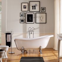 Baignoire ovale / sur pieds / pour habitat...