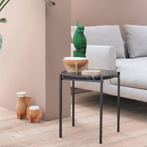 Table d'appoint contemporaine / en acier...
