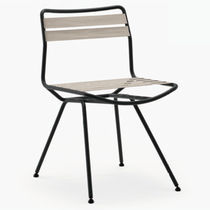 Chaise contemporaine / en polyester / avec...