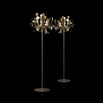 Lampe sur pied / contemporaine / en laiton...