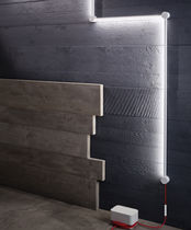 Applique murale design original / en aluminium...