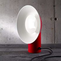 Lampe de table / en aluminium / en laiton...