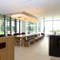 Banc contemporain / en chêne / en noyer...