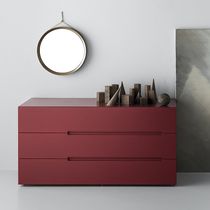 Commode contemporaine / en bois laqué /...