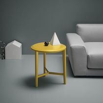 Table d'appoint contemporaine / en marbre...