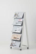 Porte-brochures en métal / à roulettes