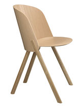 Chaise contemporaine / en chêne / en contreplaqué...