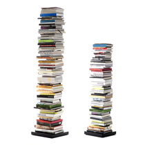 Bibliothèque contemporaine / en métal
