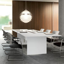 Table de conférence contemporaine / en bois...