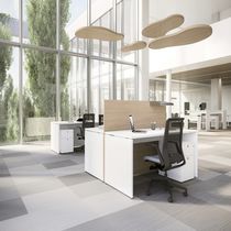 Séparateur de bureau sur bureau / stratifié...