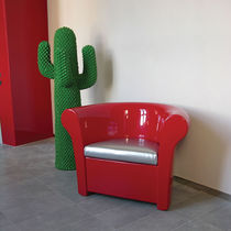 Fauteuil contemporain / en polyéthylène...