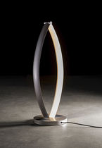 Lampe de table / contemporaine / en aluminium...