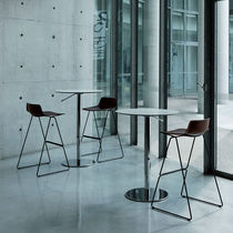Table bistrot contemporaine / en HPL / avec...