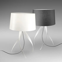 Lampe de table / en tissu / contemporaine...
