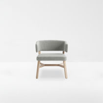 Fauteuil contemporain / en tissu / en hêtre...