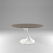 Table contemporaine / en chêne / ronde