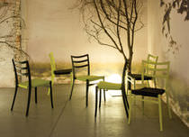 Chaise de restaurant contemporaine / empilable...