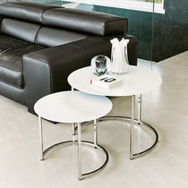Table basse contemporaine / en verre laqué...