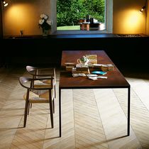 Table contemporaine / en tôle d'acier /...