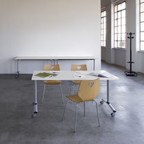 Table de travail contemporaine / en mélaminé...