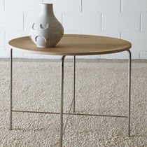 Table d'appoint contemporaine / en chêne...