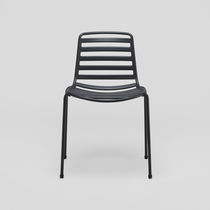 Chaise contemporaine / en textile résistant...