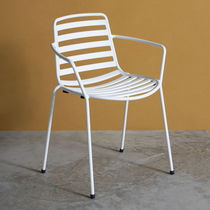 Chaise contemporaine / en textile résistant...