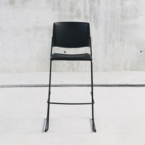 Chaise de bar contemporaine / tapissée /...