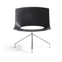 Chaise contemporaine / piètement étoile...