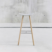 Tabouret de bar contemporain / en contreplaqué...