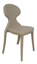 Chaise contemporaine / en polymère / tapissée