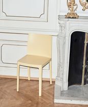 Chaise contemporaine / en plastique / noire...