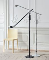 Lampe de sol / contemporaine / en aluminium...