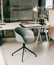Chaise visiteur contemporaine / avec accoudoirs...