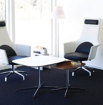 Table basse contemporaine / en noyer / en...