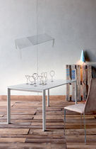 Table contemporaine / en verre laqué / rectangulaire...