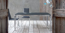 Table contemporaine / en verre laqué / rectangulaire...